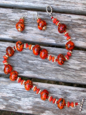 amber_necklace_and_earrings